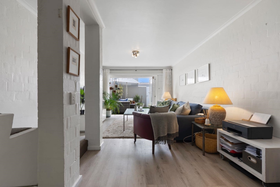 2 Bedroom Property for Sale in De Waterkant Western Cape